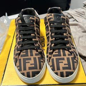 Authentic Fendi Men Sneakers size 7 US UK size 6